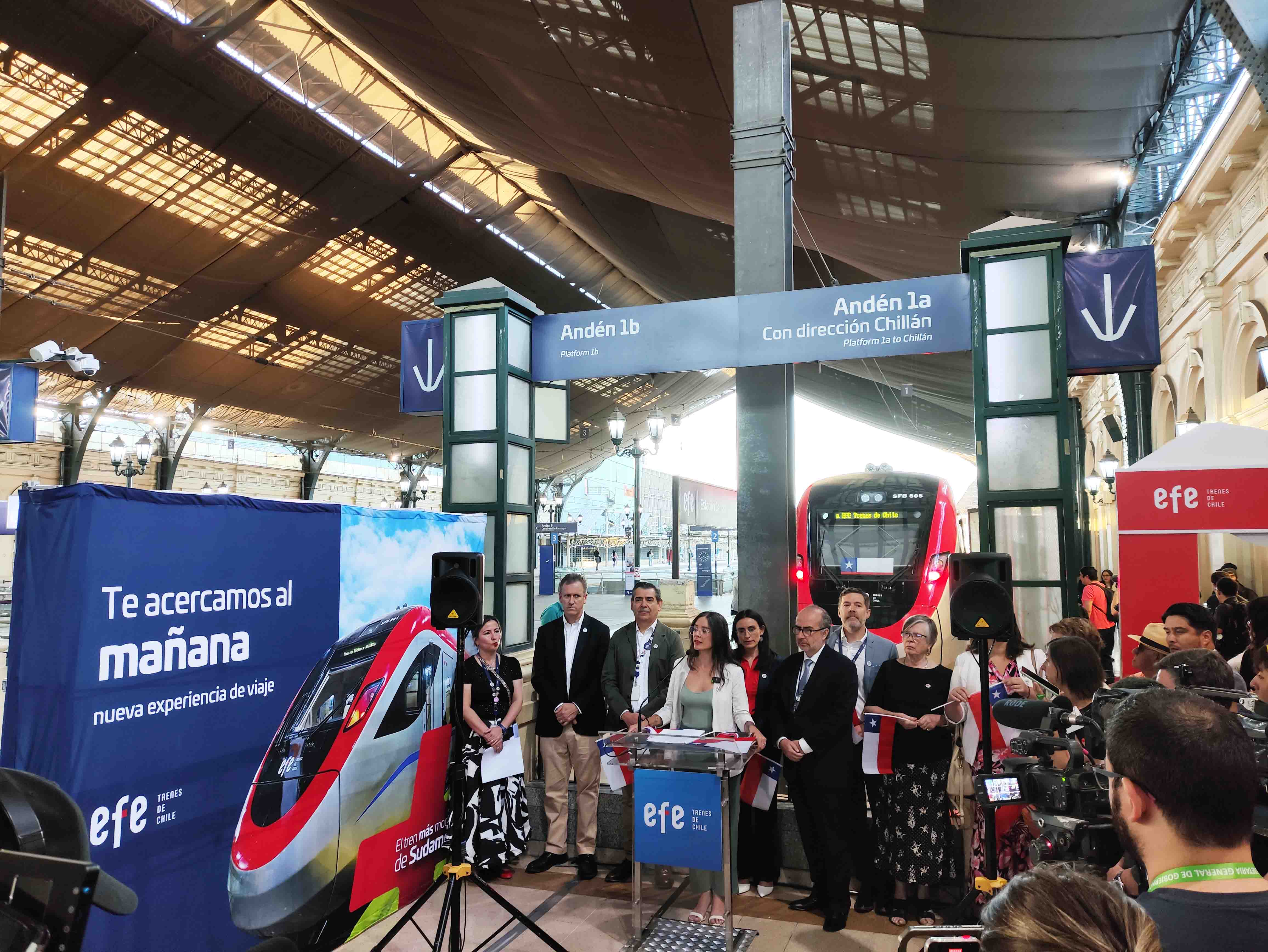 “山东造”双动力动车组在智利上线，刷新南美速度