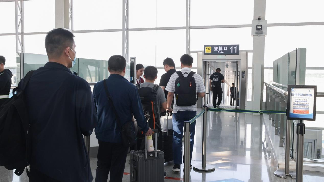 山东开通济南直飞喀什航线，两地通航时间缩短近2小时