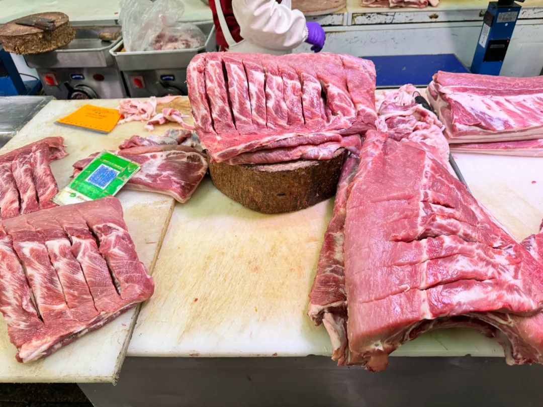 降！降！猪价坐“滑梯”！养殖户还能盈利吗？猪价反弹有望吗？