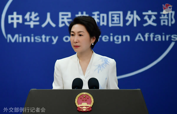 泰国总理佩通坦被停职，外交部：希望泰国保持稳定和发展