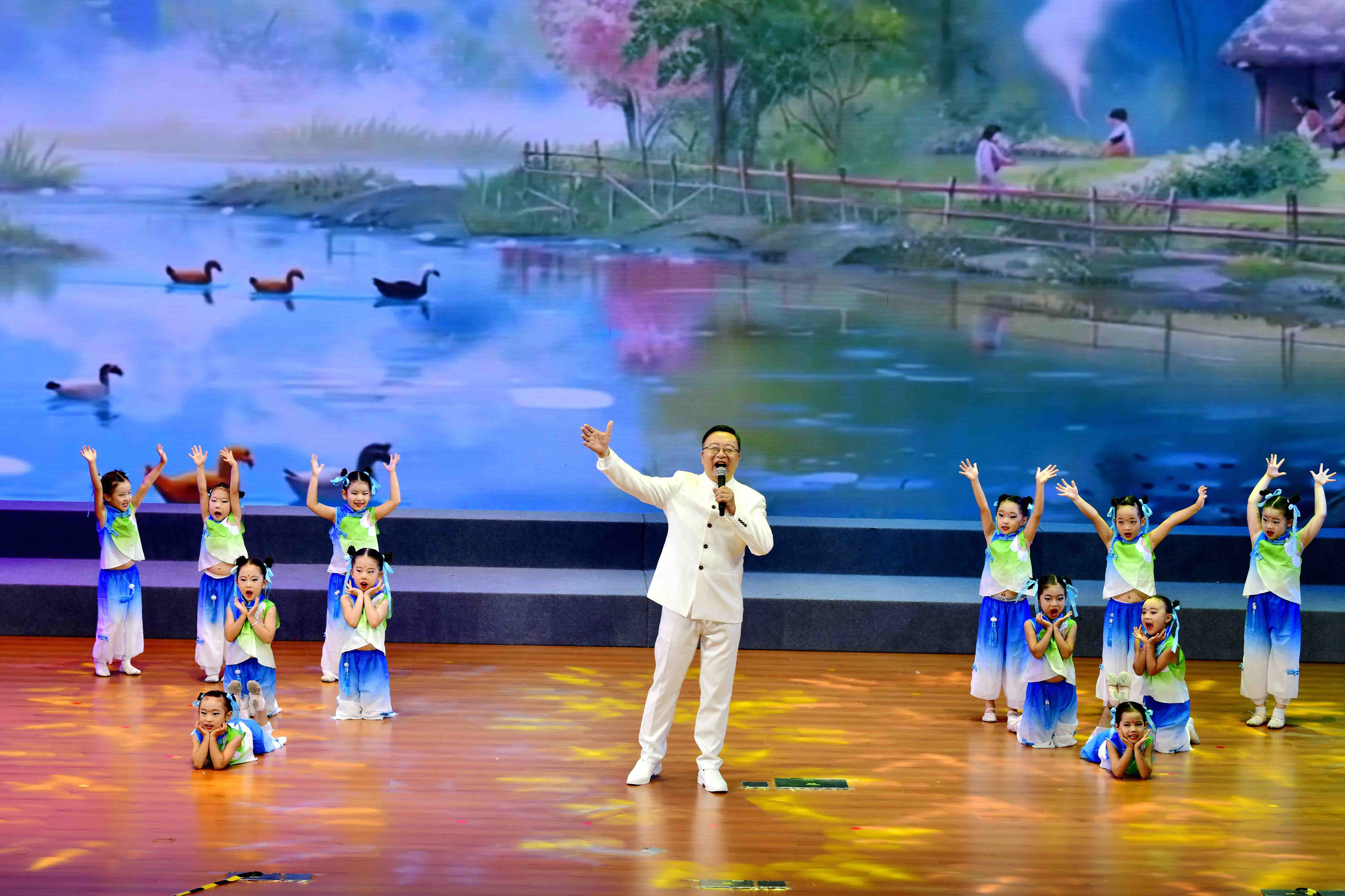 倾情演绎古韵新声——山东科技大学举办“千秋壮怀 山海和鸣”辛弃疾词·艺术歌曲音乐会