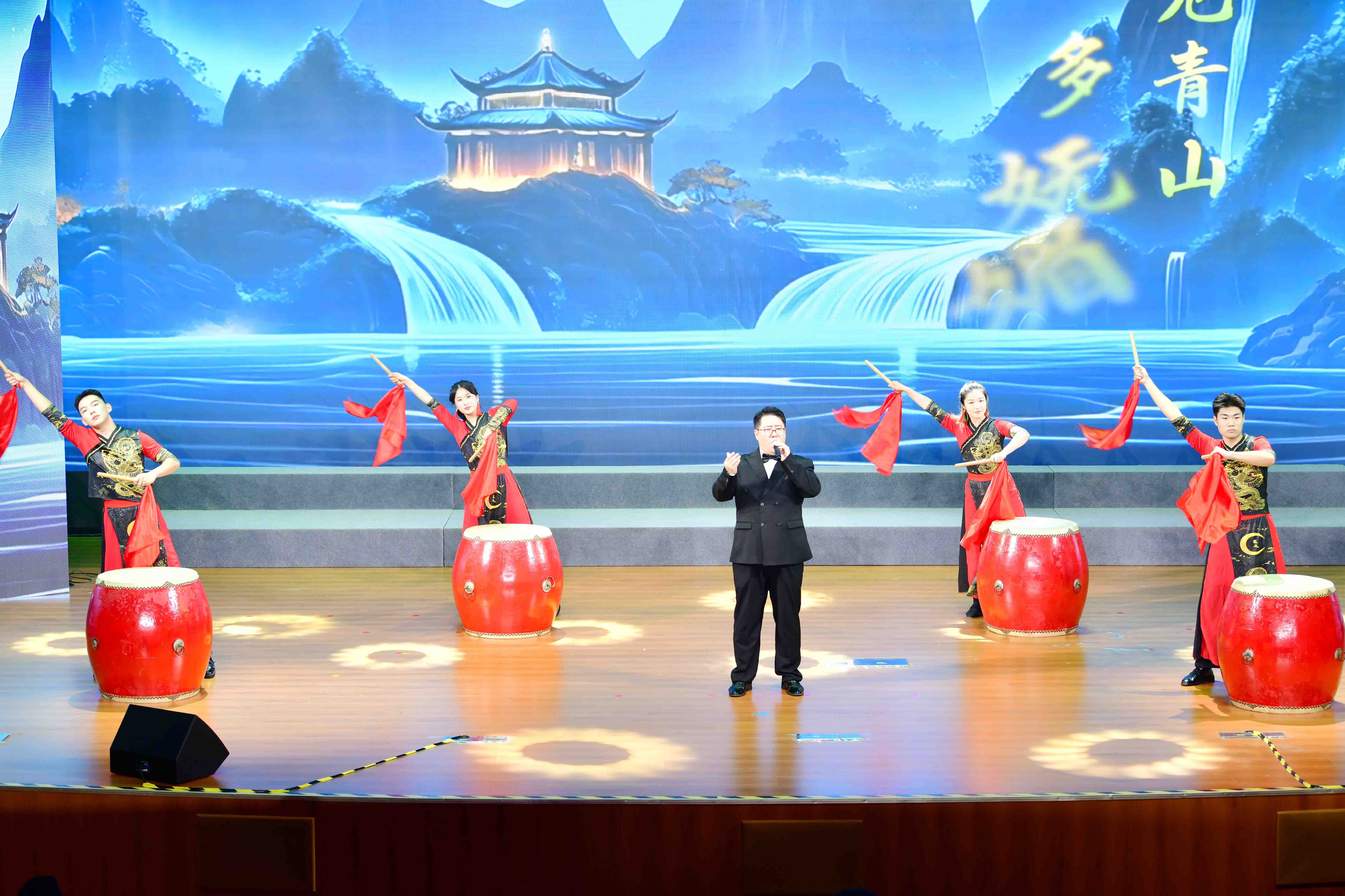 倾情演绎古韵新声——山东科技大学举办“千秋壮怀 山海和鸣”辛弃疾词·艺术歌曲音乐会