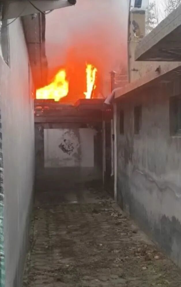 00后火中救下被困老人!日照这两名外卖小哥,好样的!