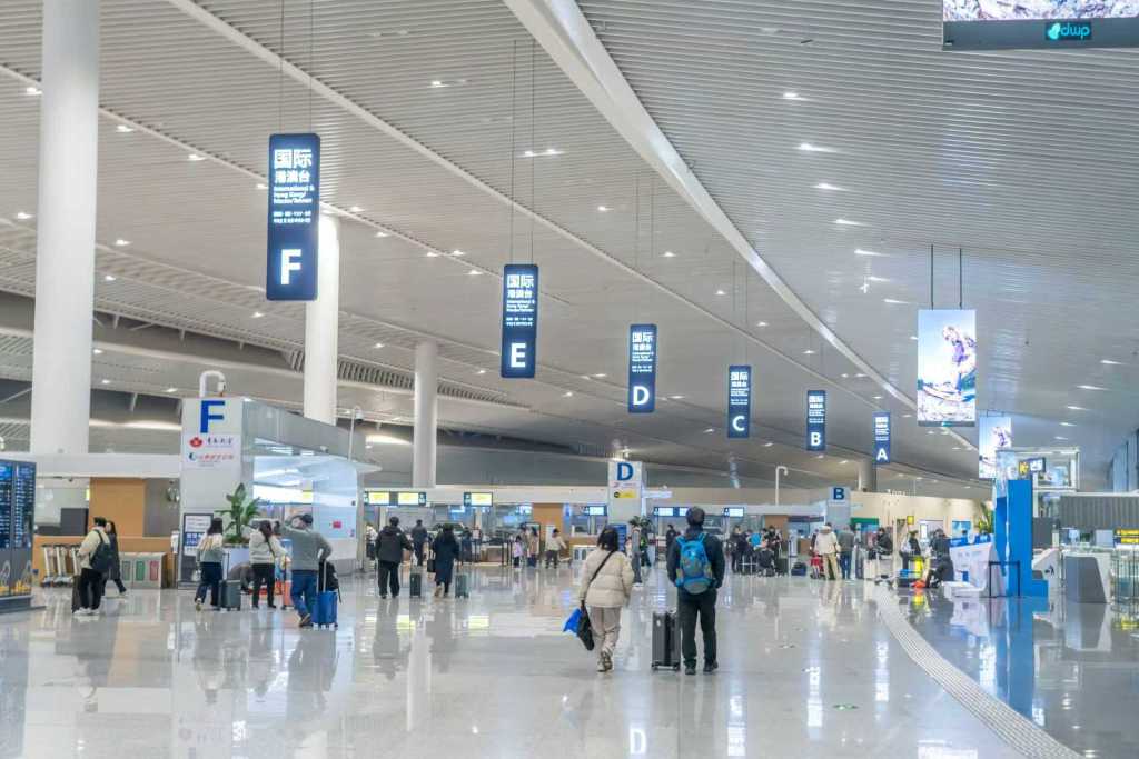 每周往返14架次！青岛至新加坡航线年载客15.5万人次