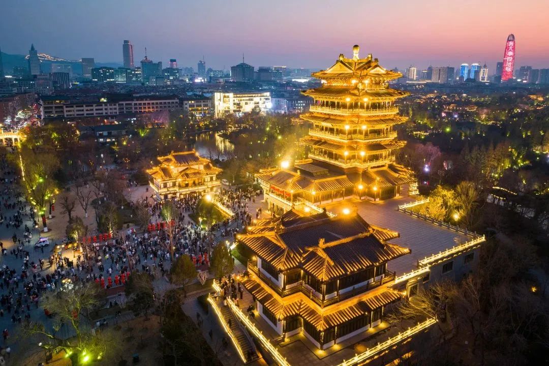 济南市“一湖一环”灯光亮化时间调整通告