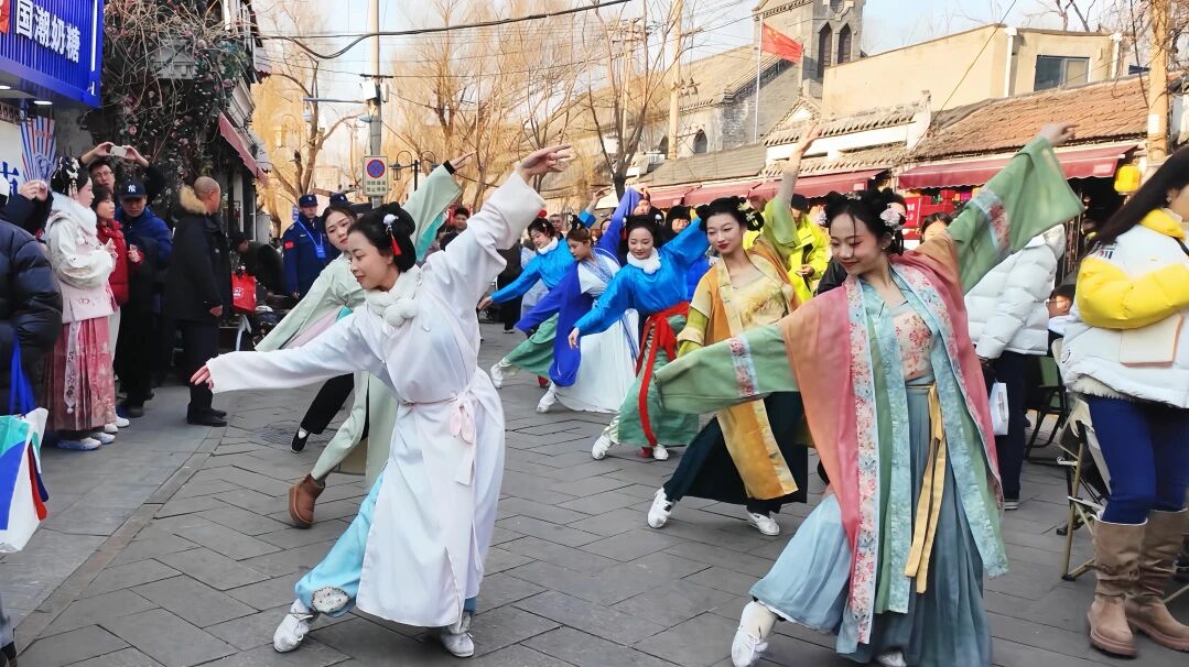 泉城新春图景——古韵巡游贺新岁，四戏连台闹新春 图3