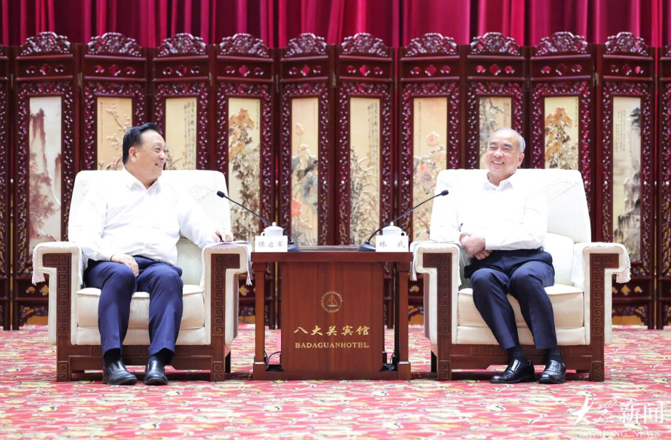 林武会见中国石化集团客人
