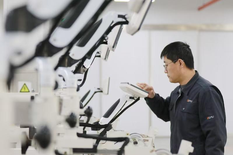 贴上电极片就能治失眠?山东脑机接口正从实验室来到病床前(图4)