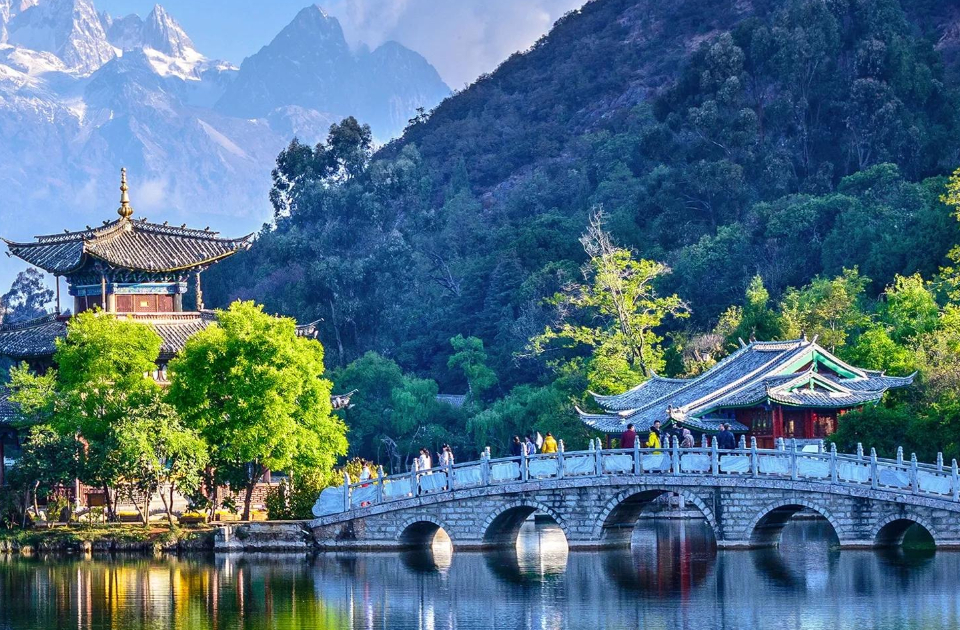 999元旅游却遭“强制消费”？这份避坑维