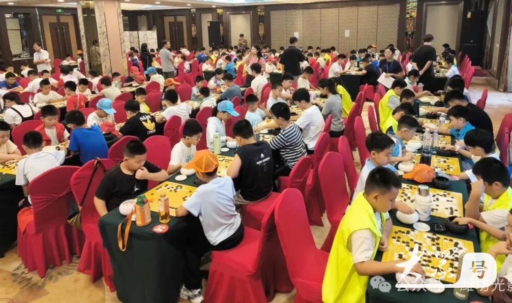 刘玮 | 一盘棋，一座城，潍坊市围棋棋王赛三十五年的薪火与新生