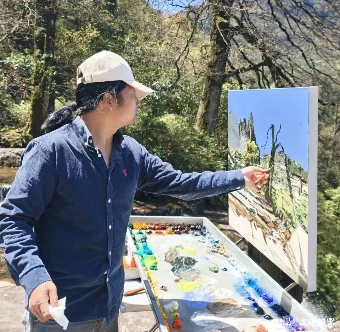 印象派　安達太良　【山】　作者不詳　肉筆油彩画 洪浩昌·油画写生| 以刀笔刻写山峦筋骨，用色彩唤醒自然本真_大众新闻_